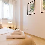 Maria Zambrano Premium