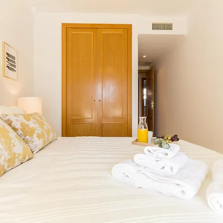 Maria Zambrano Premium Apartment *